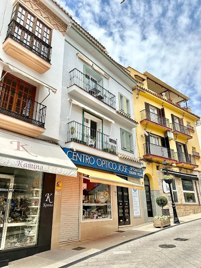 Peral Old Town Penthouse - Eaw Homes Marbella Apartment